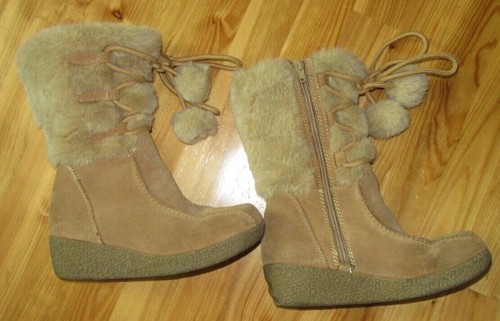 Xhilaration 2 Faux Fur Suede Leather Mid Zip Fashion Winter Wedge Boots GPO Cond - Picture 2 of 5