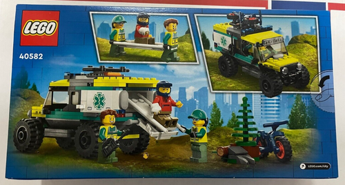 LEGO 40582 City 4 x 4 Off-Road Ambulance Rescue Brand New GWP - Picture 2 of 6