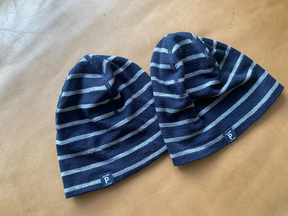 Gorro de lana merino para niños Polarn o Pyret POP Suecia X 2 PVP £36 talla 4-9M Foto 2 de 4