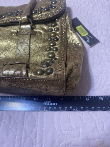 Tre Vero Handtasche Bronze Gold Distressed Schimmer Nieten Schultertasche - Bild 7 von 7