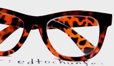 Betsey Johnson Thick Frame Readers 2.0 Women Reading Glasses 2.00 Tortoise