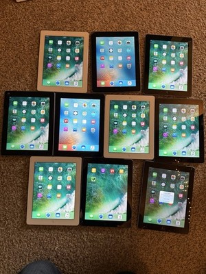 iPad A1458, A1460 Lot Of 10 Please Read Description Cracked Screens