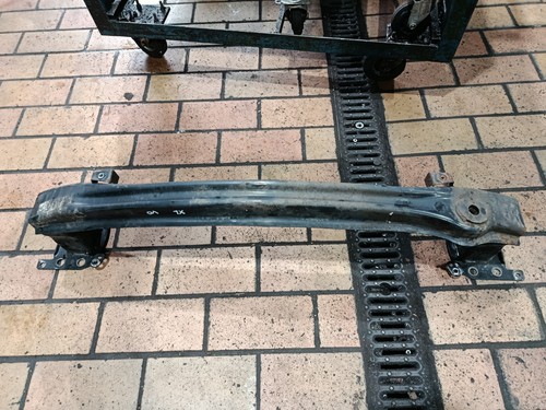 Seat Altea XL Bj.2006 Querträger Träger Stossfänger Stoßstange vorne 5P0807109B