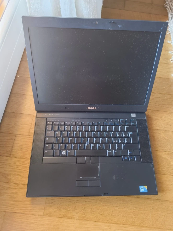 DELL Latitude E6500 Core 2 Duo P8700 15"/320GB/4GB W7 Pro - Immagine 2 di 4