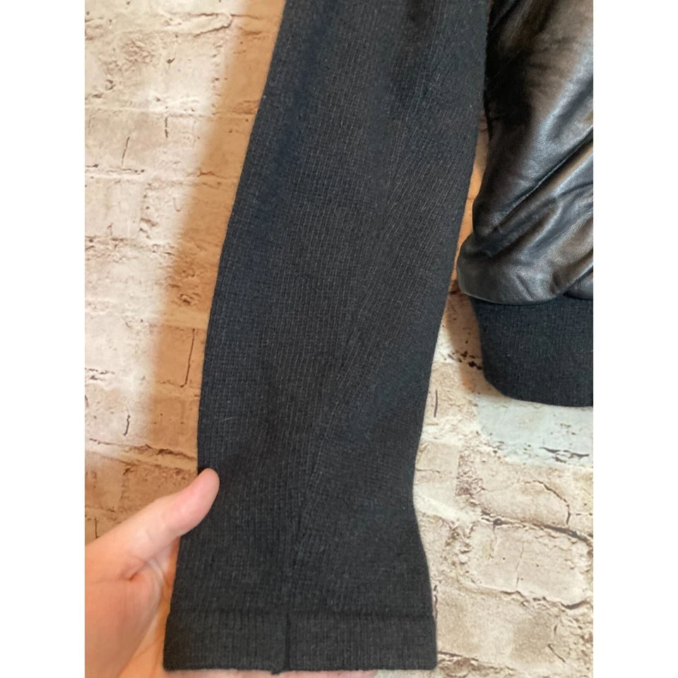 Chaqueta XCVI Mujer Grande Cuero Negro Angora y Lana Cápsula Minimalista Acanalada Foto 3 de 4