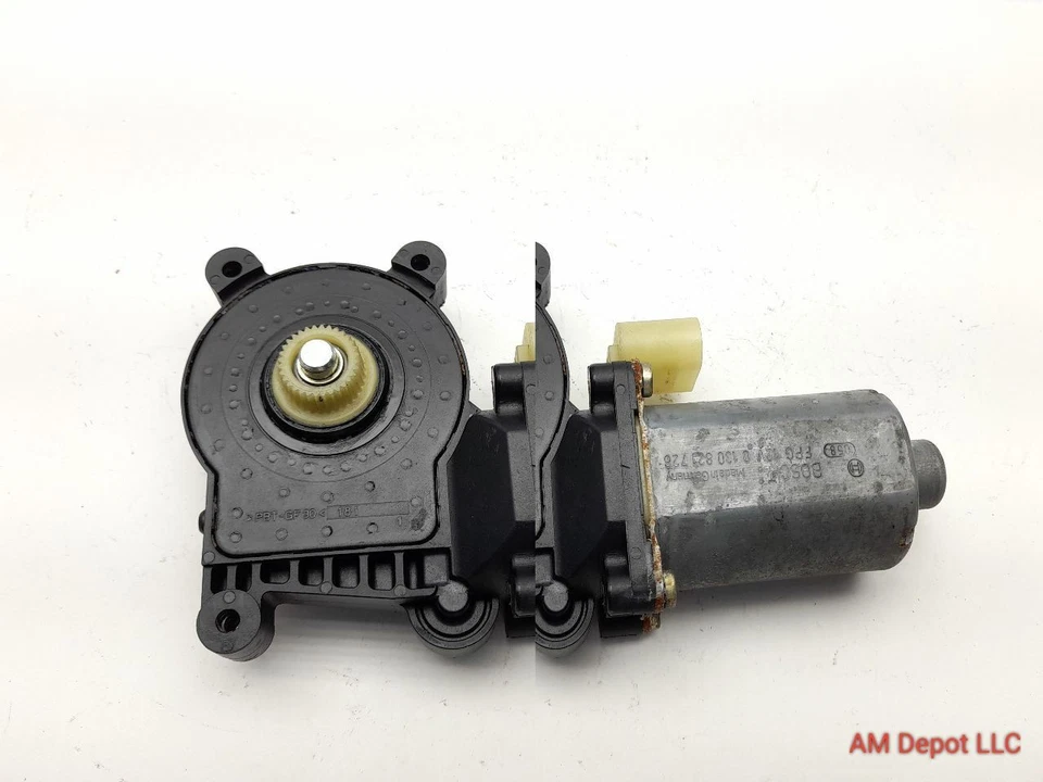 Мотор заднего правого окна для седана 2002 BMW 330xi 330i 325i 325xi E46 67628362065 - Изображение 3 из 4