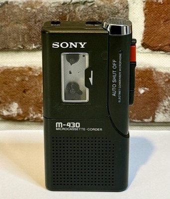 Sony M-430 MicroCassette Voice Recorder Black Powers On Doesn't Spin Tapes Parts