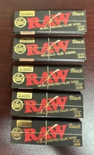RAW CLASSIC BLACK 1 1/4 Papers -5 PACKS