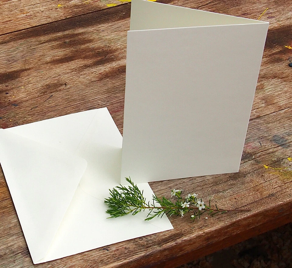 Juego de 30 tarjetas en blanco A6 y sobres C6, tarjetas plegadas hágalo usted mismo, calidad premium, 300 gsm Foto 3 de 4