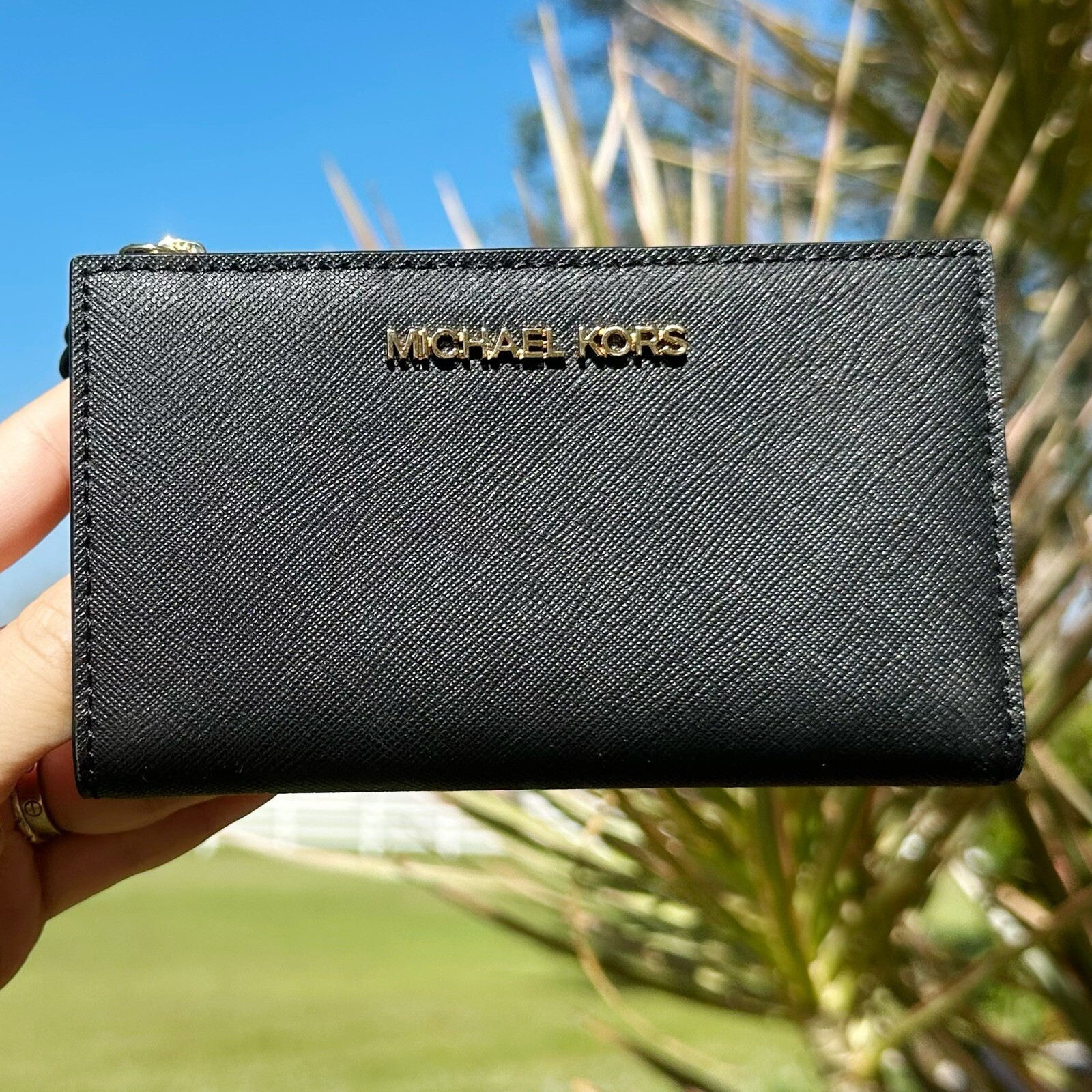 michael kors gold card holder