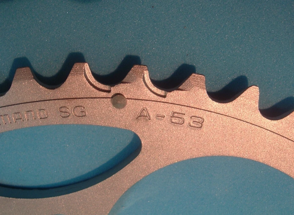 Plato exterior Shimano Ultegra FC-6503 A-52T x 130BCD-NUEVO/NOS 3x8/9-velocidades-SG-Como nuevo Foto 2 de 4