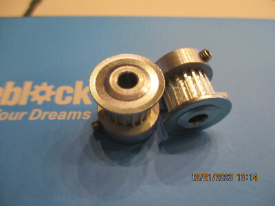 Pair of Makeblock Timing Pulley 18 Tooth with set screws  * Open Source