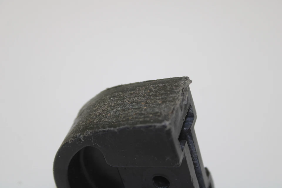 Tapa de extremo de riel deslizante Arctic Cat OEM 0604-231 Q2257 Foto 2 de 4