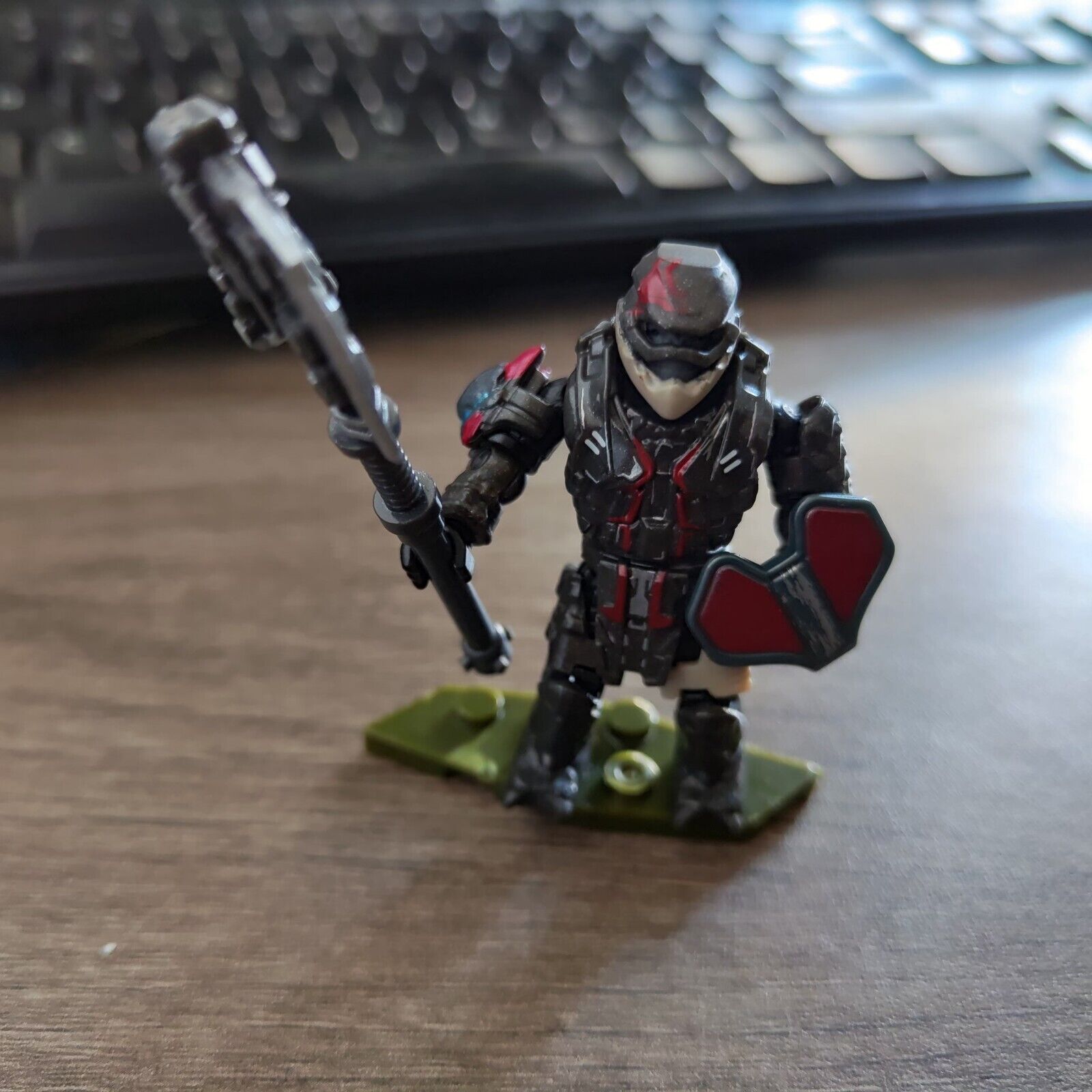 Picture 2 of 3