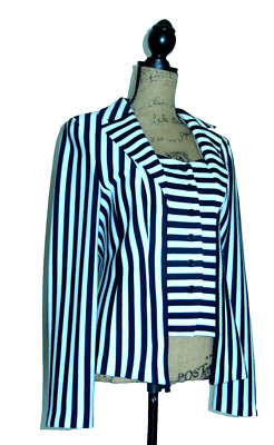 Edler Jersey-Blazer weiß/schwarz gestreift Maritim-look Gr. 40 neu/Etikett