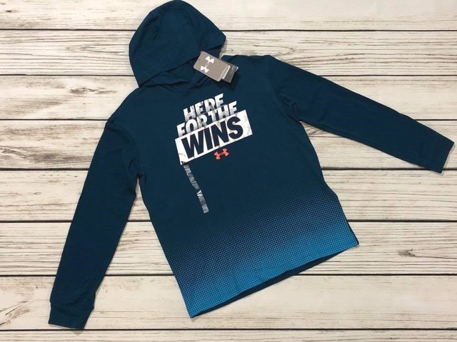 under armour hooded t shirt