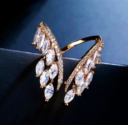 Anello 3Ct Taglio Marquise Diamante Simulato Forma "V" Placcato Oro Giallo 14k Sliver - Foto 5 di 11