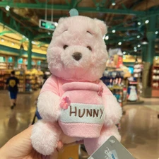 Disney authentic 2022 Winnie the pooh Sakura Plush 11inch Disneyland