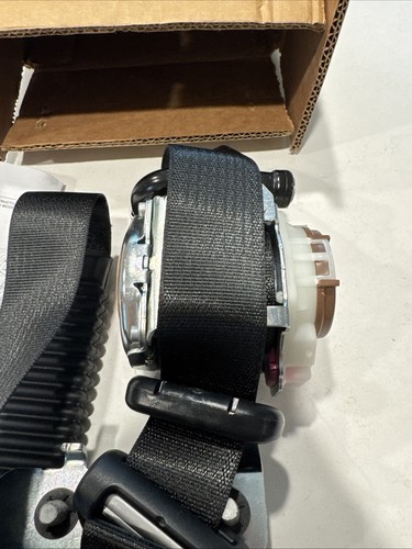 New Ford GL3Z-16611B09-AC Seat Belt Retractor 2015-2017 F-150 - Picture 2 of 9