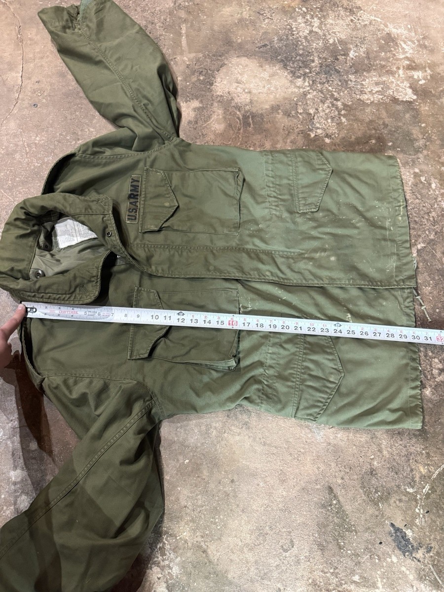 1970s M-65 US Military Field Jacket Green Size Medium OG 107