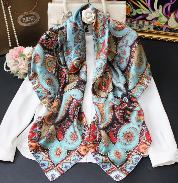 100% Silk Wrap Scarf Neckerchief 110X110cm Square Women Bandanna Blue leaf Print