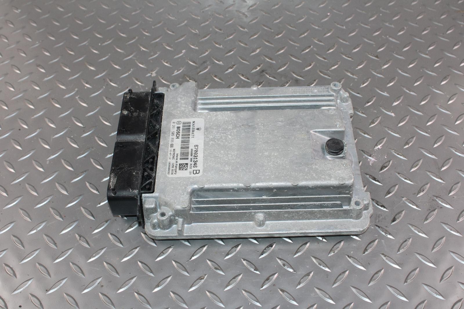 17' Levante 3.0L Motor Engine Control Module ECM ECU Computer PCM PCU Computer