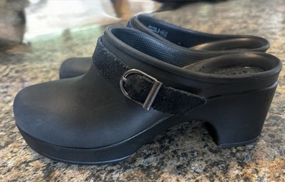 Crocs Sarah Black Slip On Heel Clog Shoes Comfort Classic Platform Woman s Sz 5