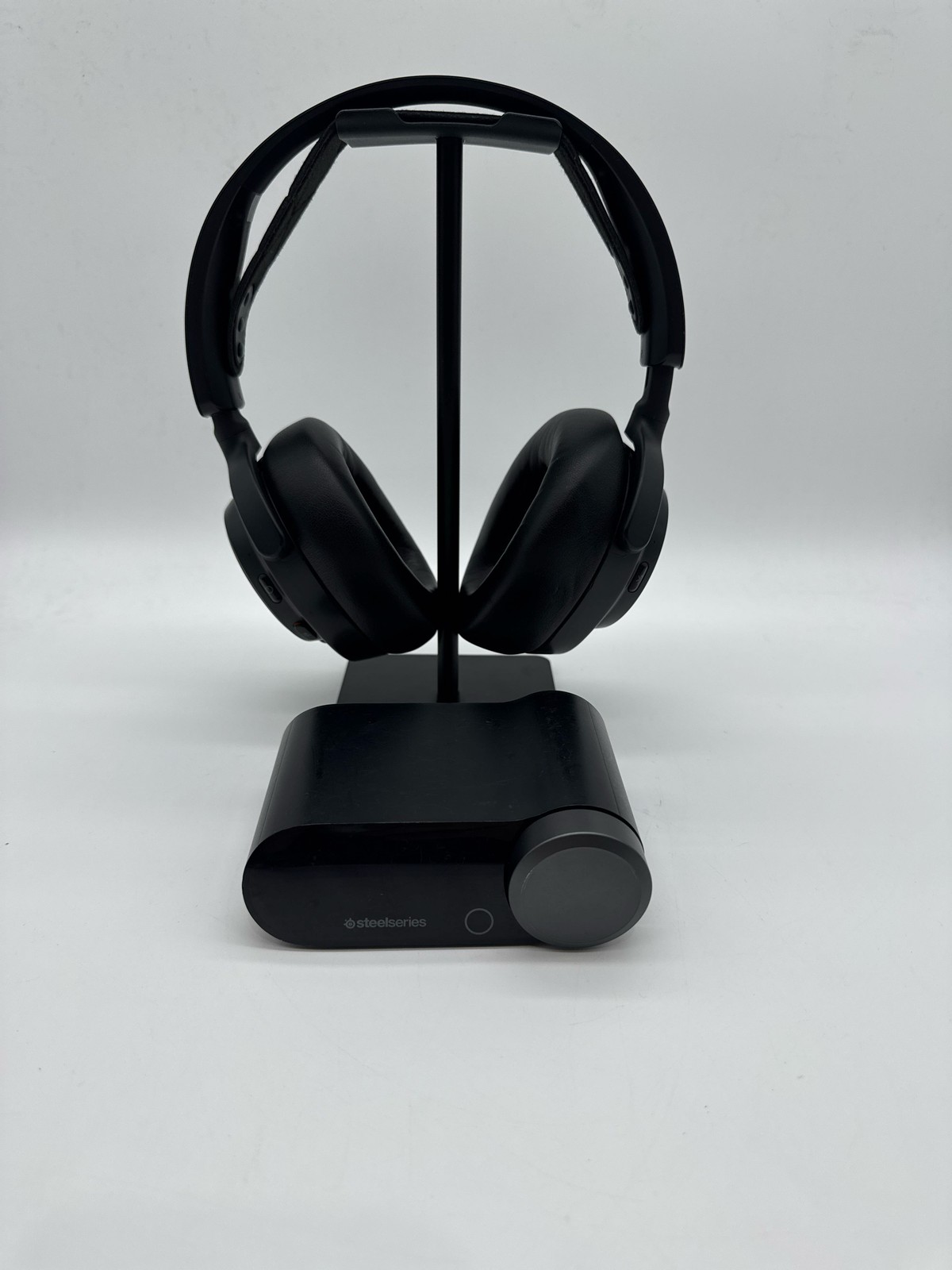 SteelSeries Arctis Nova Pro Wireless Gaming Headset - Black
