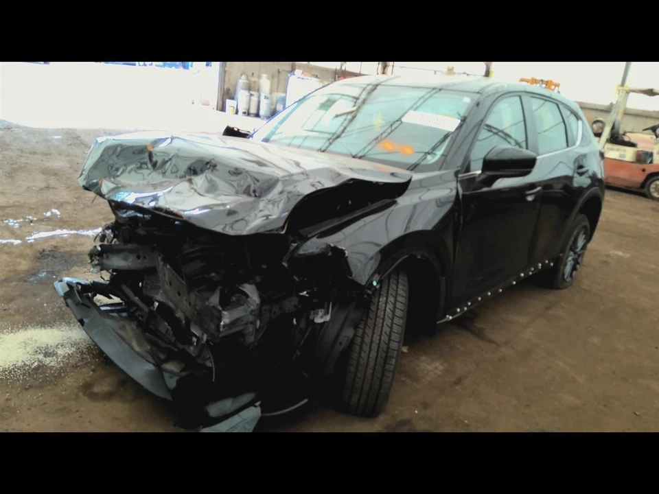 CX-5      2019 Fuel Vapor Canister 6626537 - Image 4 of 4