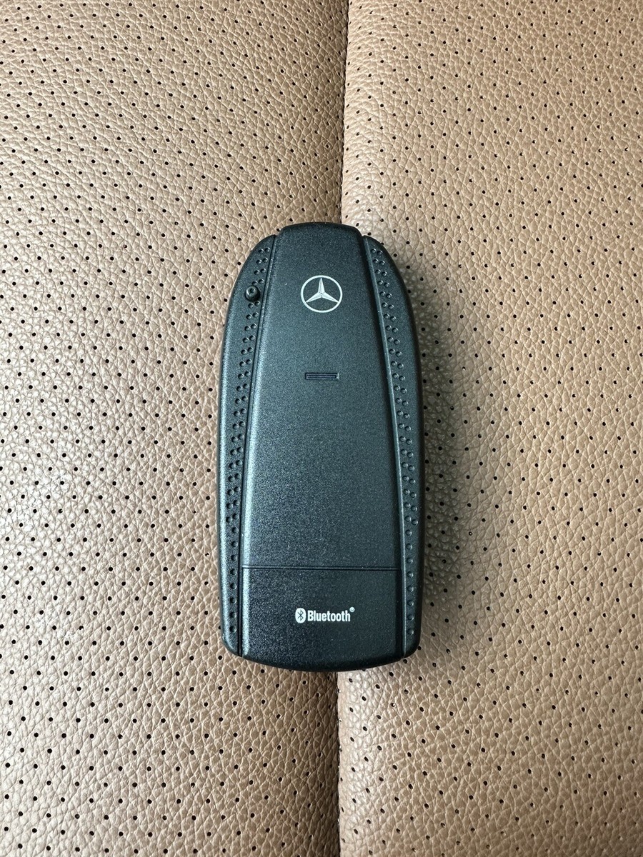 Mercedes Benz OEM Bluetooth Phone Cradle Adapter Model B67876131 