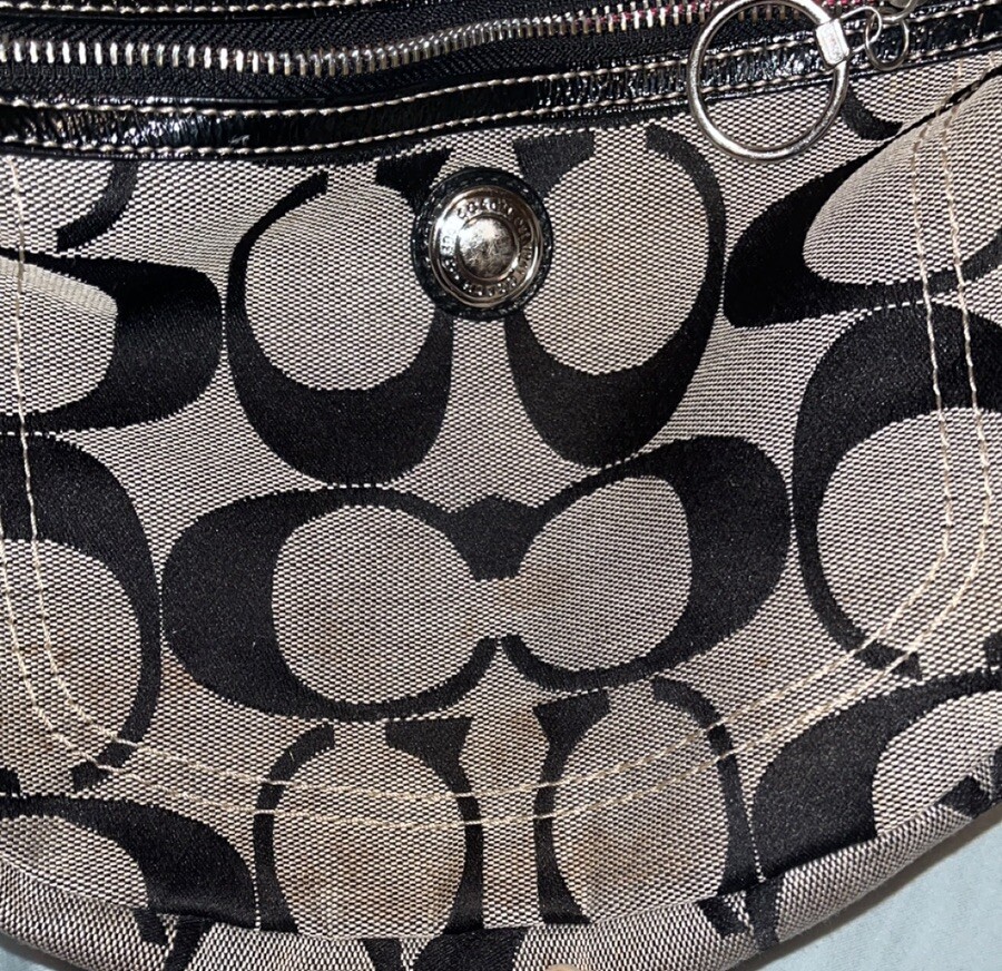 Authentic Coach Hobo Bag Jacquard Print W Raspberry Lining Authentic Coach Hobo Bag Jacquard Print W Raspberry Lining
