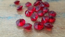 ♡Nr. G18 - 15 Stück alte Glassteine rot 9 mm Spitzboden Facettenschliff♡