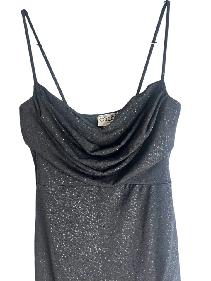 Vestido De Colección Negro Mini Vestido Pequeño Baile de graduación Brillante Y2K Capucha Cuello Hada Capricho Foto 2 de 4