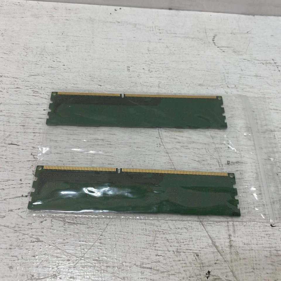 Micron 4GB (2x2GB) 1Rx8 PC3-10600U MT8JTF25664AZ - 1G4M1 RAM Memory - Image 2 of 2