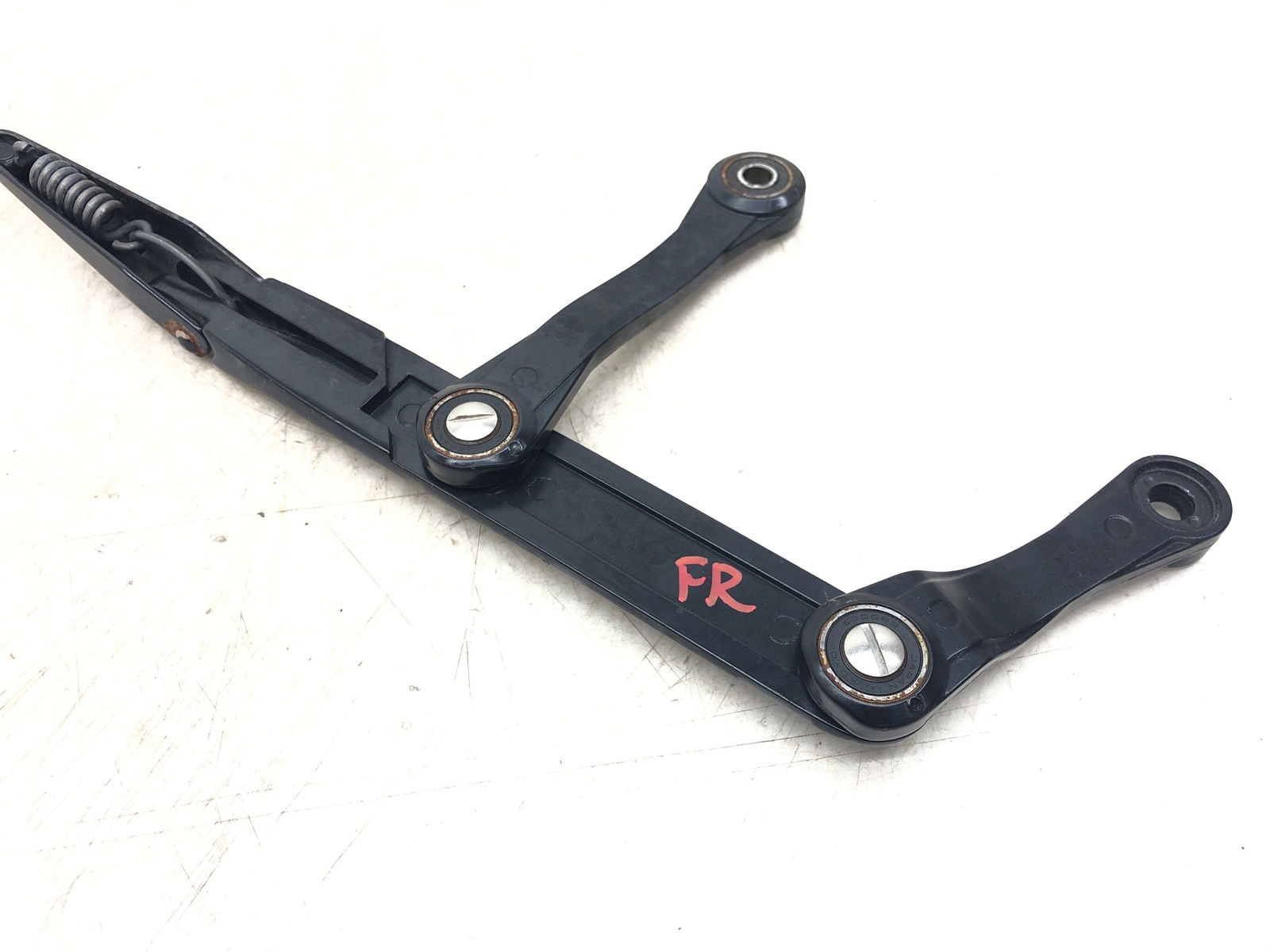 ASTON MARTIN RAPIDE FRONT WINDSHIELD WIPER ARM SET OEM