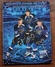 St. Louis Blues Team Autographed Signed 2010-11 Yearbook Oshie Pietrangelo Steen