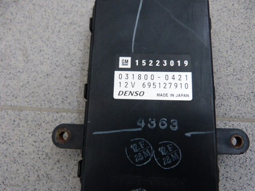 Cadillac Sts 05-10 Unidad de Control Niebla Faro Intermitente 15223019 - Imagen 3 de 3