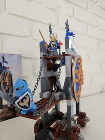 Lego Knights Kingdom: King's Siege Tower #8875 - Complete w/ Instruction book 