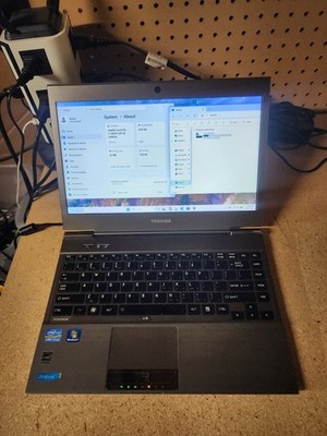 Toshiba Portege Z930 Laptop Intel i7-3667U 2.0GHz 6GB RAM 256GB SSD Win 11 Pro