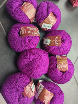 CASCADE YARNS 220 SUPERWASH WOOL YARN Set Of 8 Worsted 100g Each Violet