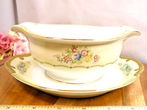 VTG Meito China Japan Woodbine Pat Gravy Boat & Attached Underplate