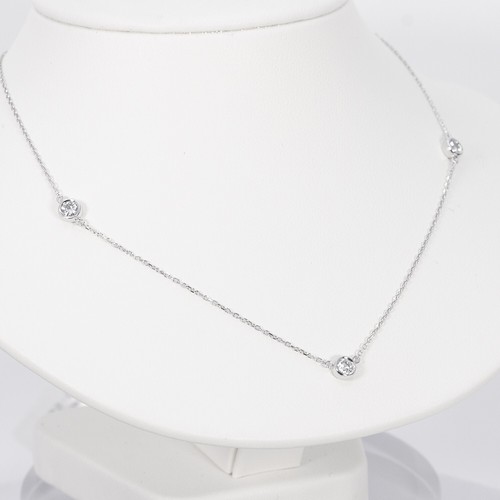 14kt White Gold 3 Stone Diamond Pendant Necklace - Picture 1 of 4