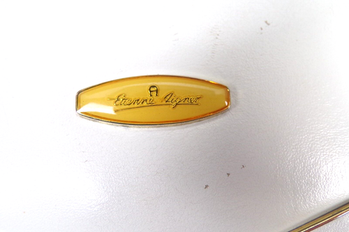 Bolso de hombro convertible de cuero blanco de colección Etienne Aigner con espejo - Imagen 5 de 15