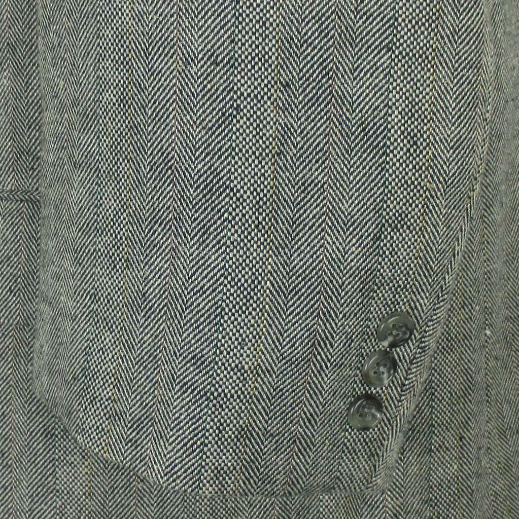 Picture 4 of 8
