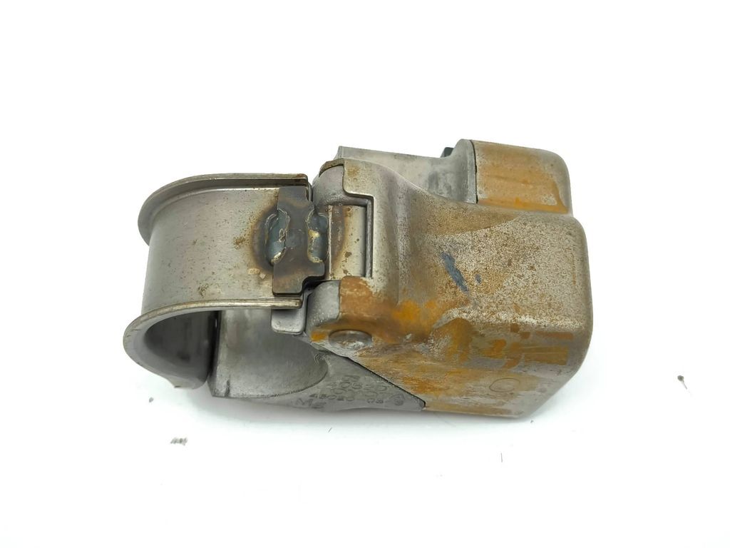 Foto 1 di 8