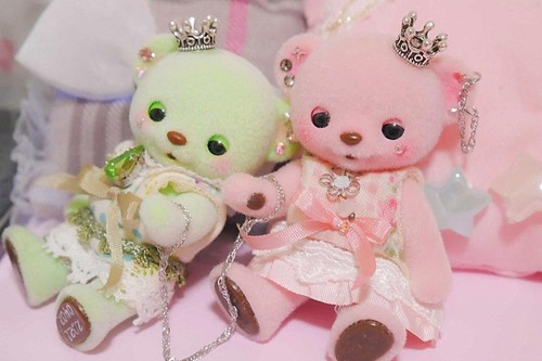 Honey bear 2.5in CLOVER,, PASTEL GRAY,, JAPAN #247 miniature - Picture 10 of 15