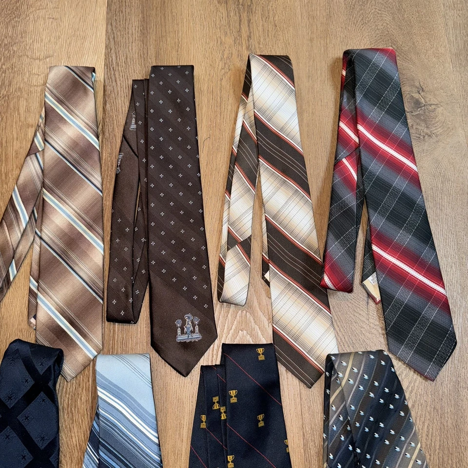 Lote de 8 Corbatas De Colección Años 70 Corbatas Para Hombre Vestido Corbata Poliéster Feo Disco Disfraz Foto 3 de 4