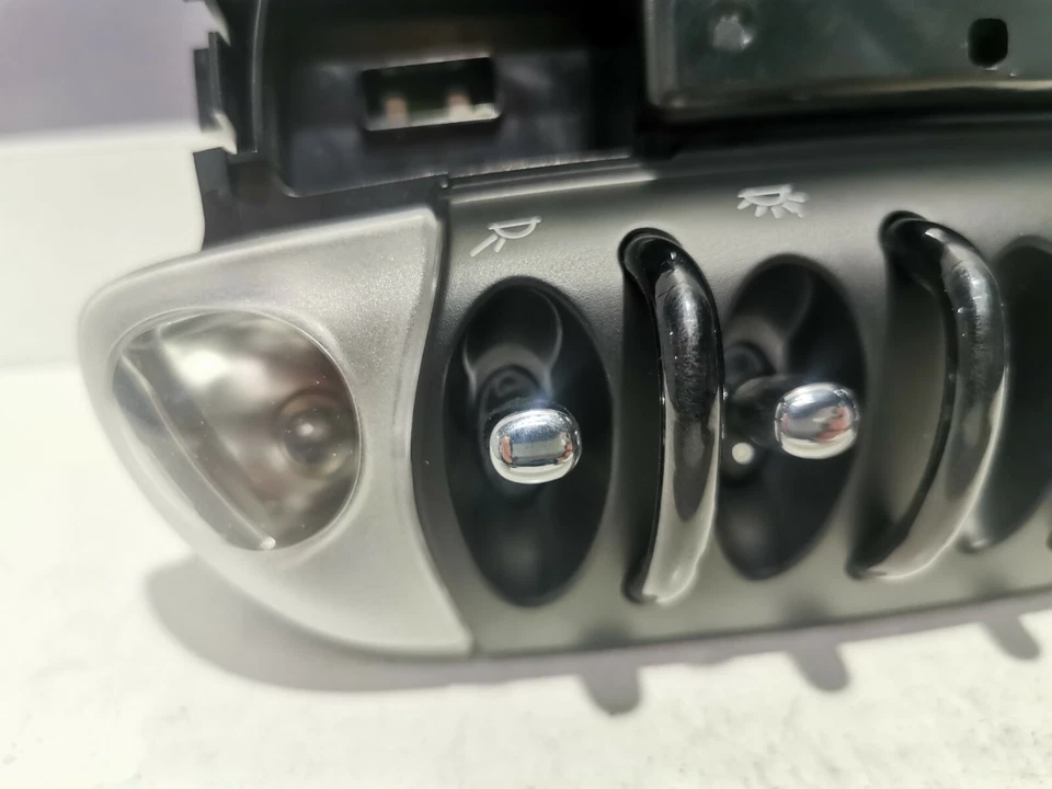 MINI COOPER CLUBMAN R56 R55 CENTRE ROOF LIGHTS AND SWITCHES 9806788 - Image 3 of 4