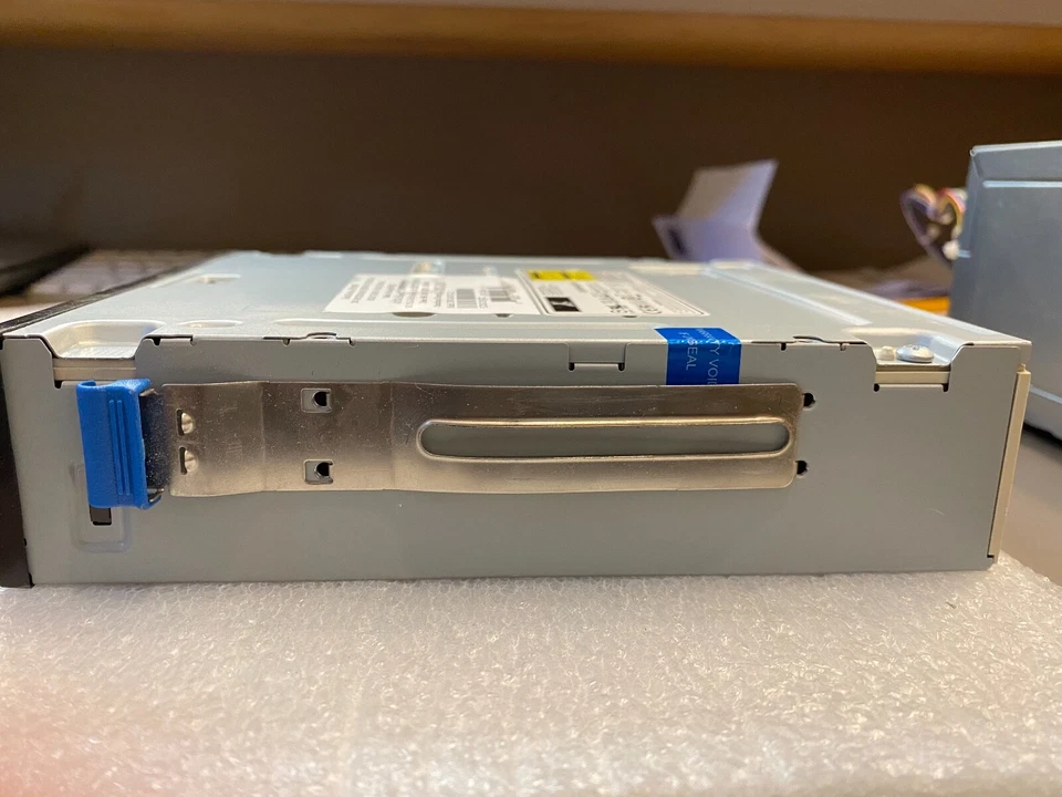 Asus DRW-24F1ST Internal Dvd-writer - Black - DRW-24F1ST-U22 - Image 3 of 4