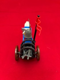 LEGO Castle: Knights' Arsenal (6016) 100% complete with instructions.